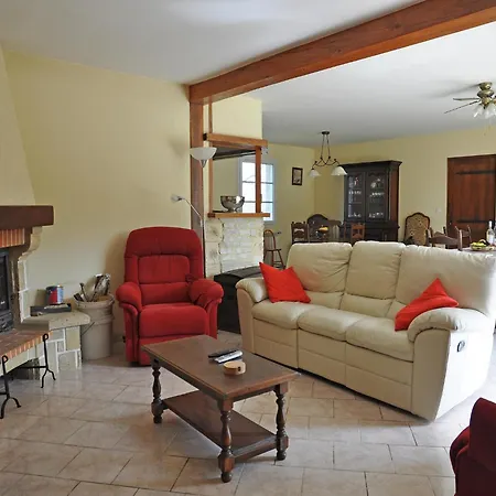 Villa In France Near Scenic Landmarks Estang