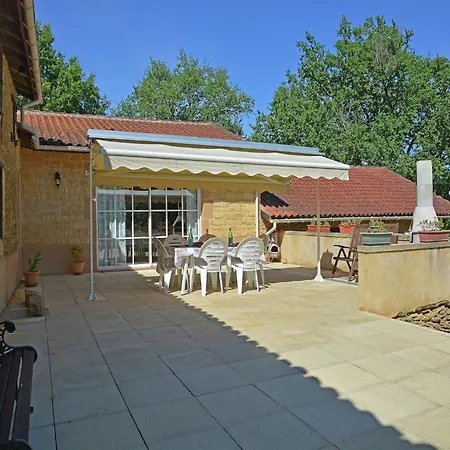 别墅 In France Near Scenic Landmarks Estang