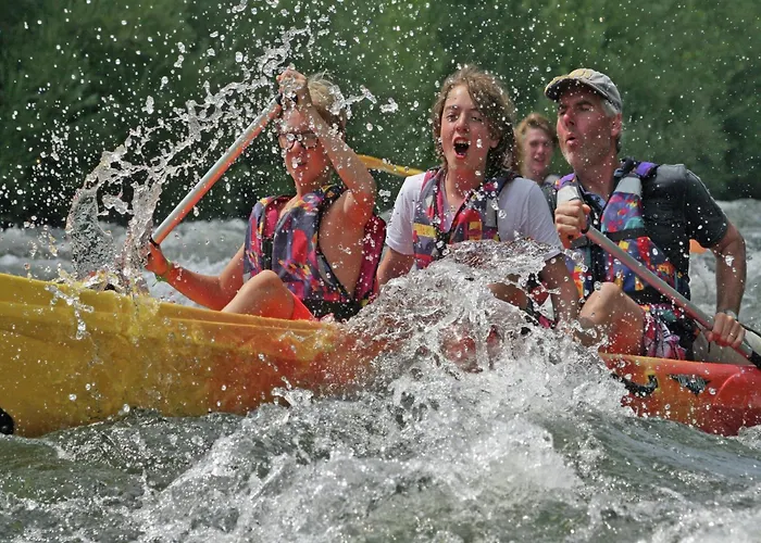 In France Near Scenic Landmarks ヴィラ *